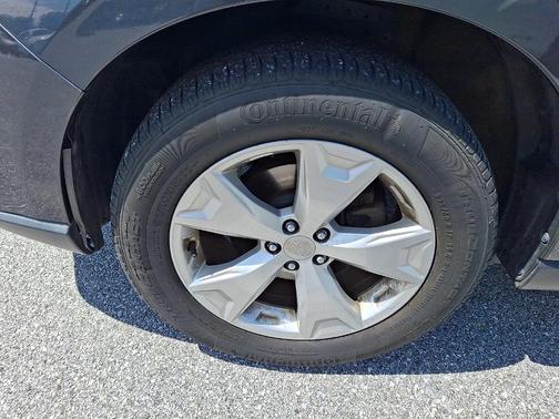Dark Gray Metallic 2014 Subaru Forester 2.5i Premium