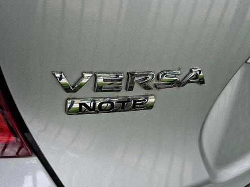 2016 Nissan Versa Note SV