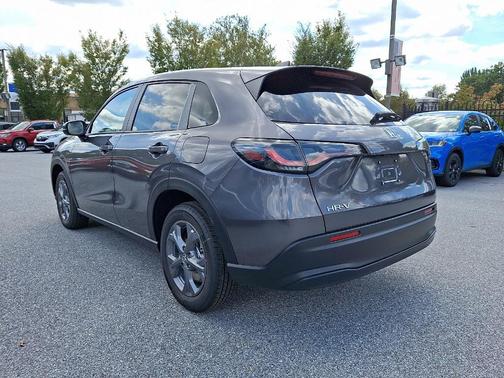 2026 Honda HR-V LX