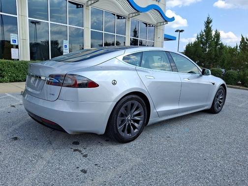 2017 Tesla Model S 60D