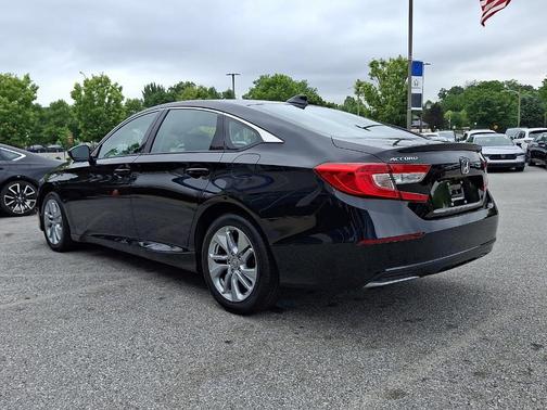 Crystal Black Pearl 2019 Honda Accord LX
