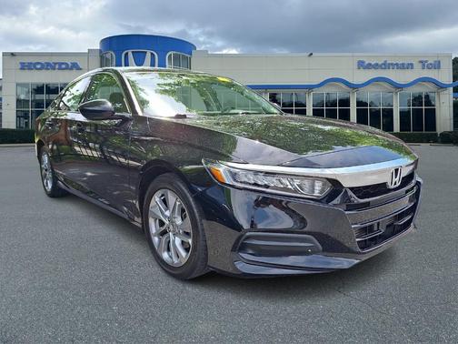 Crystal Black Pearl 2019 Honda Accord LX