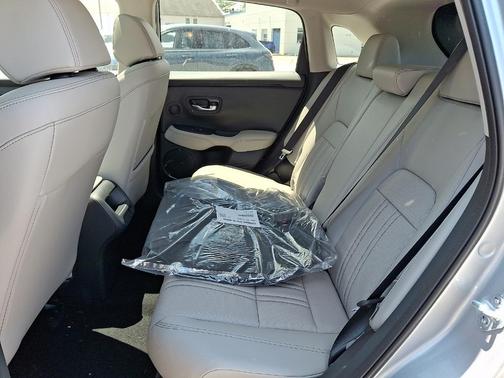 Silver 2027 Honda HR-V EX-L