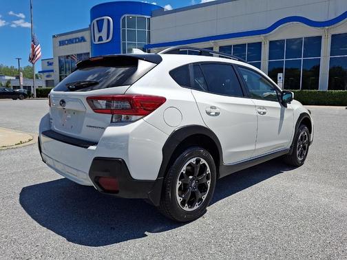 Crystal White Pearl 2021 Subaru Crosstrek Premium