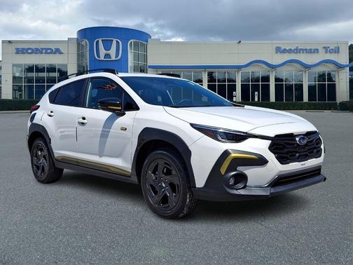 Crystal White Pearl 2024 Subaru Crosstrek Sport