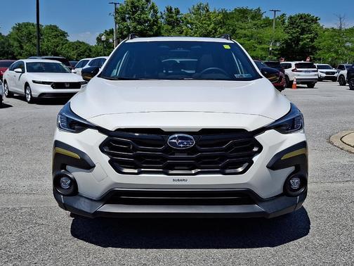 Crystal White Pearl 2024 Subaru Crosstrek Sport