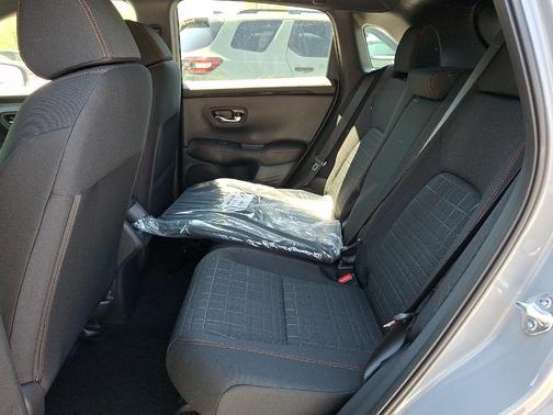 Urban Gray Pearl 2026 Honda HR-V Sport