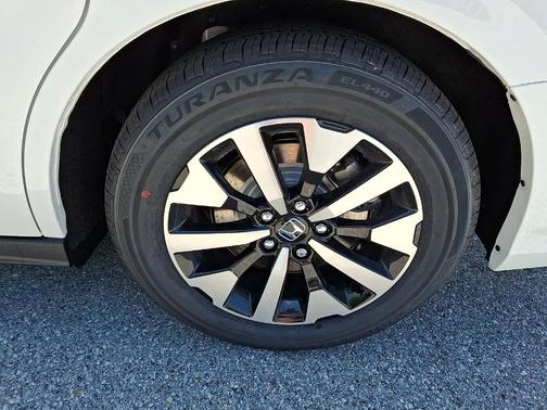 Platinum White Pearl 2026 Honda Odyssey EX-L