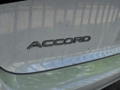 Platinum White Pearl 2023 Honda Accord Hybrid Sport