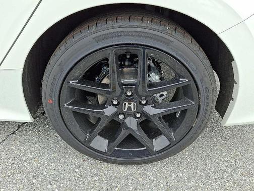 Platinum White Pearl 2026 Honda Civic Sport