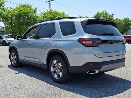 Silver 2026 Honda Pilot EX-L