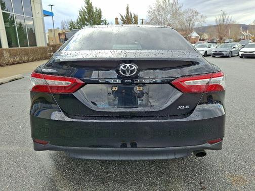 2018 Toyota Camry XLE