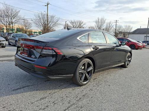 2025 Honda Accord Hybrid Sport