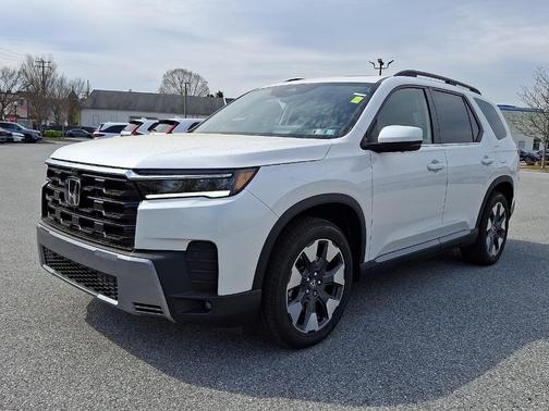 Platinum White Pearl 2026 Honda Pilot Touring