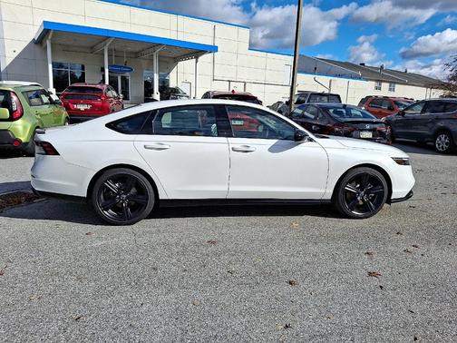 2025 Honda Accord Hybrid Sport-L