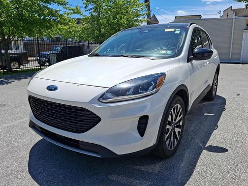 Star White 2020 Ford Escape SE Sport Hybrid
