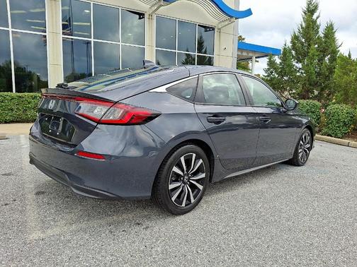 2022 Honda Civic EX-L