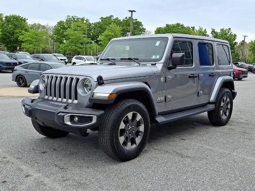 Billet Silver Metallic Clearcoat 2018 Jeep Wrangler Unlimited Sahara