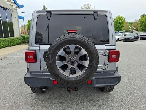 Billet Silver Metallic Clearcoat 2018 Jeep Wrangler Unlimited Sahara