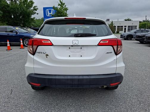White Orchid Pearl 2016 Honda HR-V LX