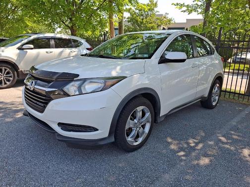 White Orchid Pearl 2016 Honda HR-V LX
