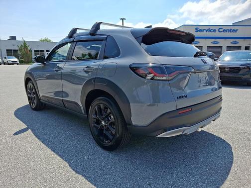 Urban Gray Pearl 2024 Honda HR-V Sport