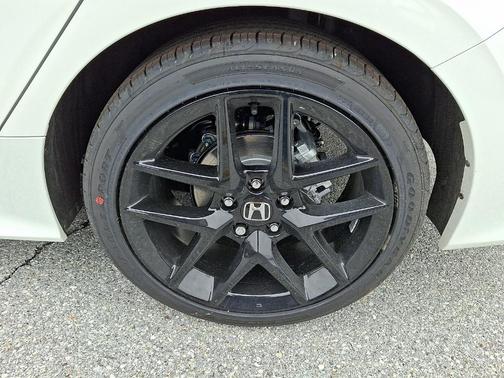 Platinum White Pearl 2026 Honda Civic Sport