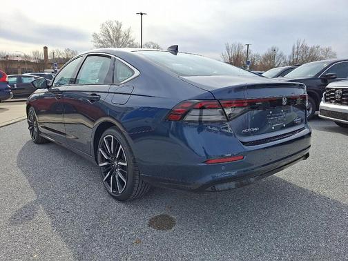 2025 Honda Accord Hybrid Touring