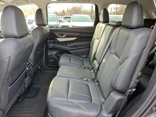 2021 Subaru Ascent Limited 8-Passenger