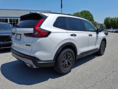 Platinum White Pearl 2026 Honda CR-V Hybrid TrailSport