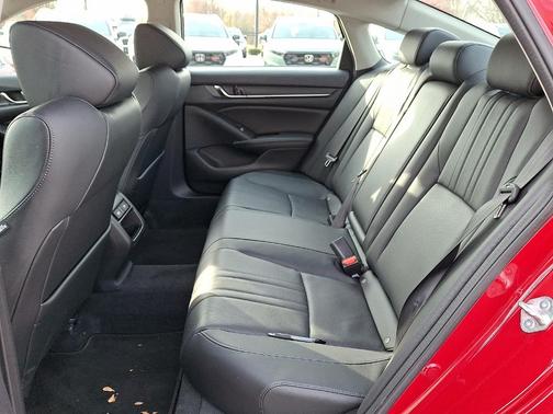 2022 Honda Accord Sport SE