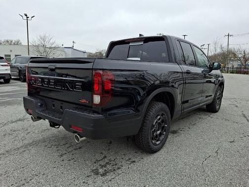 Crystal Black Pearl 2026 Honda Ridgeline TrailSport+