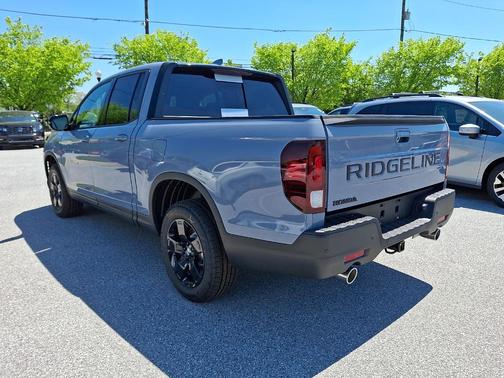 Sonic Gray Pearl 2026 Honda Ridgeline Black Edition