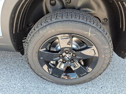 Sonic Gray Pearl 2026 Honda Ridgeline Black Edition