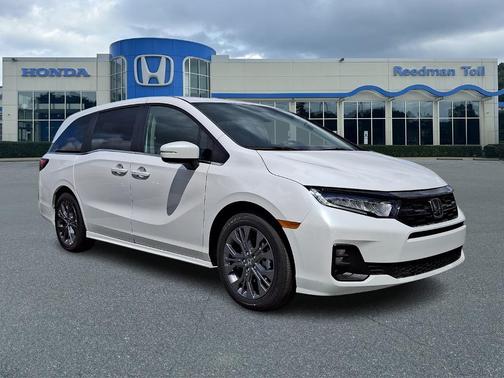 Platinum White Pearl 2026 Honda Odyssey Touring