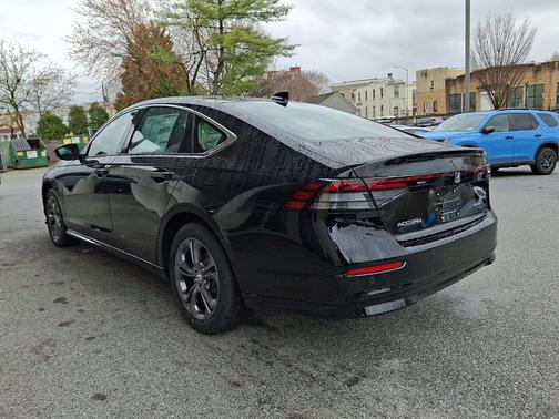 Crystal Black Pearl 2026 Honda Accord Hybrid EX-L