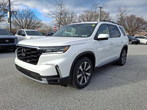 2025 Honda Pilot Touring
