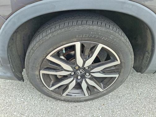 Modern Steel Metallic 2020 Honda Pilot Touring 8-Passenger