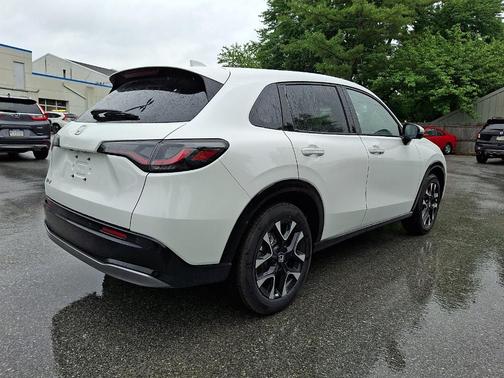 Platinum White Pearl 2026 Honda HR-V EX-L