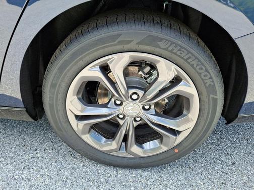 Canyon 2026 Honda Accord Hybrid EX-L
