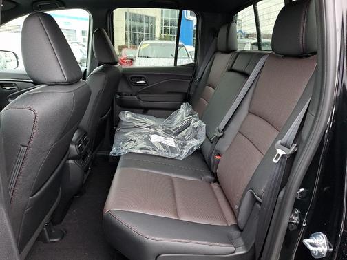 Crystal Black Pearl 2026 Honda Ridgeline Black Edition