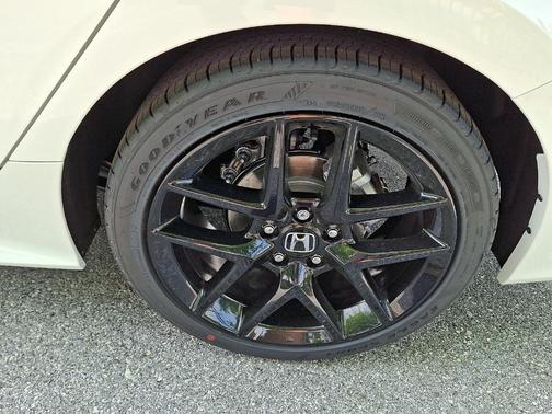 Platinum White Pearl 2026 Honda Civic Sport