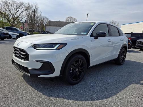 Platinum White Pearl 2026 Honda HR-V Sport