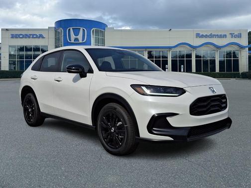 Platinum White Pearl 2026 Honda HR-V Sport