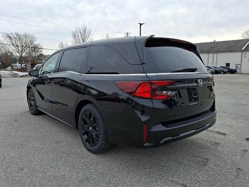 Crystal Black Pearl 2026 Honda Odyssey Sport-L