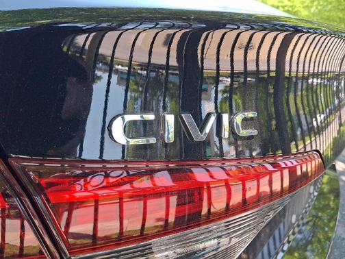 Crystal Black Pearl 2024 Honda Civic Sport