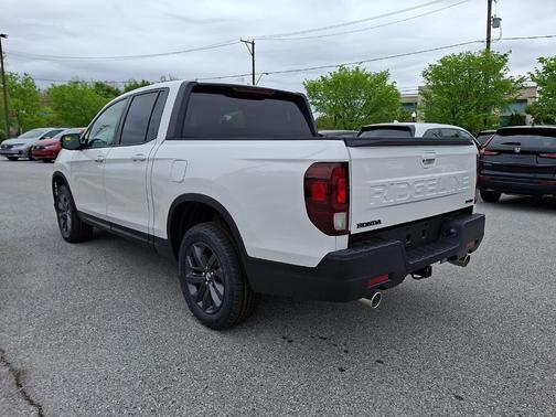Platinum White Pearl 2026 Honda Ridgeline Sport