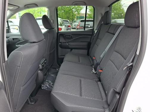Platinum White Pearl 2026 Honda Ridgeline Sport