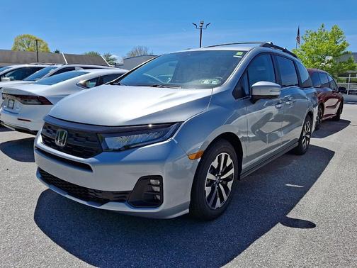 Solar Silver Metallic 2026 Honda Odyssey EX-L