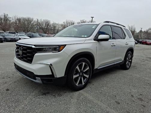 2023 Honda Pilot Touring